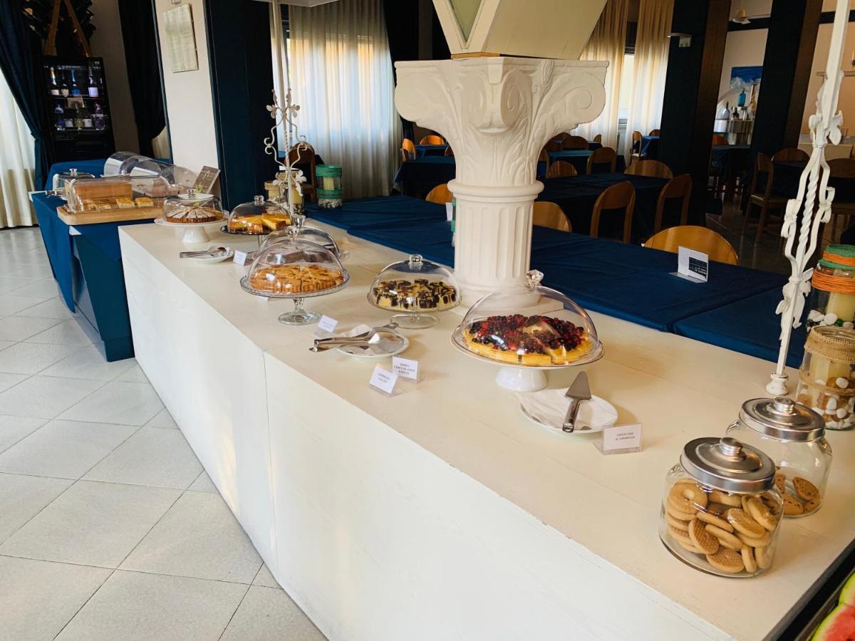 G&D Hotel Deanna Pool&Brunch ميلانو ماريتيما المظهر الخارجي الصورة